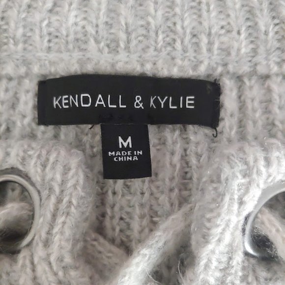 Kendall & Kylie long sleeve crew neck grommet tie detailed knit sweater/M/gray - Picture 9 of 9